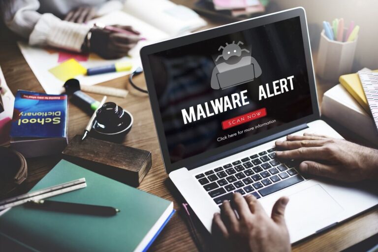 καθαρισμός laptop από ιούς