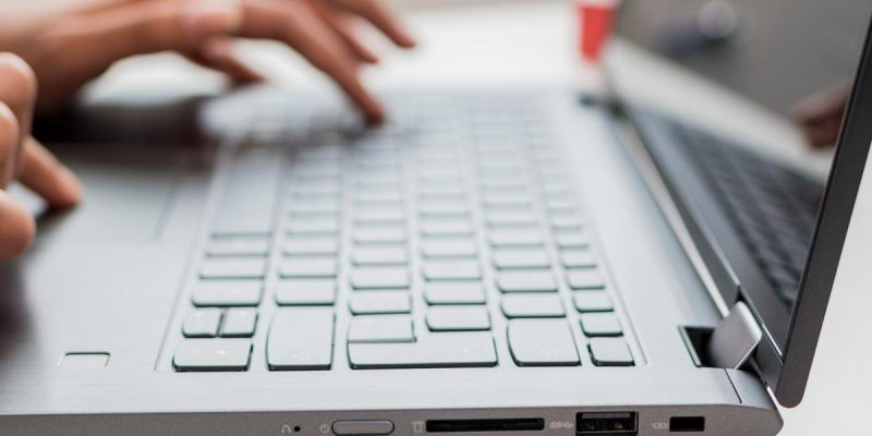 Δεν ανοίγει το laptop